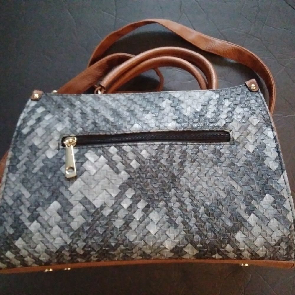 Diamond Pattern Handbag